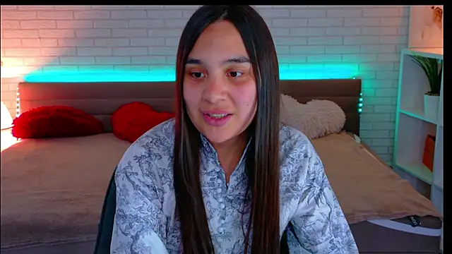 FireAndDesiree online show from May 2026 12:10:01 PM