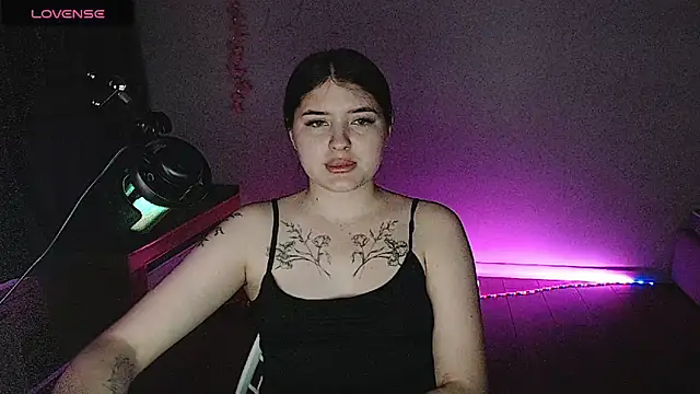 Snapshot of Blackangels chatting on June 2026 11:07:01 PM Blackangels online show from June 2026 11:07:01 PM