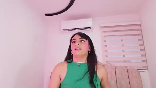 Snapshot of Malaia_thompson_ chatting on May 2026 11:59:01 AM Malaia thompson online show from May 2026 11:59:01 AM