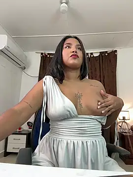 Snapshot of Just_lilah chatting on May 2026 10:17:02 PM Just lilah online show from May 2026 10:17:02 PM