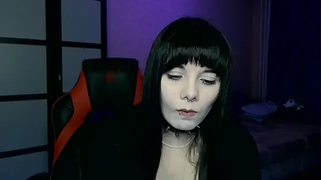 gothicq online show from May 2026 06:48:01 PM