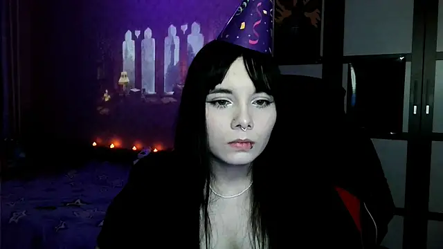 gothicq online show from June 2026 06:10:02 PM