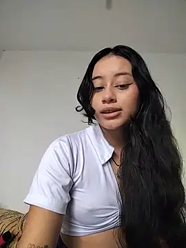 Snapshot of L0lita_Emi12 chatting on June 2026 10:26:01 PM L0lita Emi12 online show from June 2026 10:26:01 PM