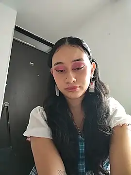 Snapshot of L0lita_Emi12 chatting on July 2026 05:34:01 PM L0lita Emi12 online show from July 2026 05:34:01 PM
