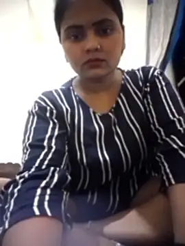 Snapshot of Saniya_Gs chatting on May 2026 04:14:02 PM Saniya Gs online show from May 2026 04:14:02 PM