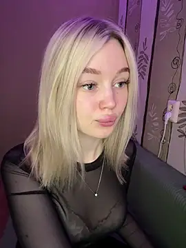 Snapshot of Velvet_Doll_ chatting on May 2026 04:19:01 AM Velvet Doll online show from May 2026 04:19:01 AM