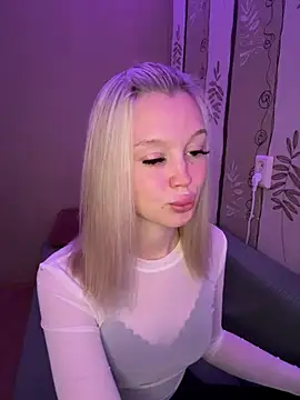 Velvet Doll  online show from July 2026 05:23:02 AM