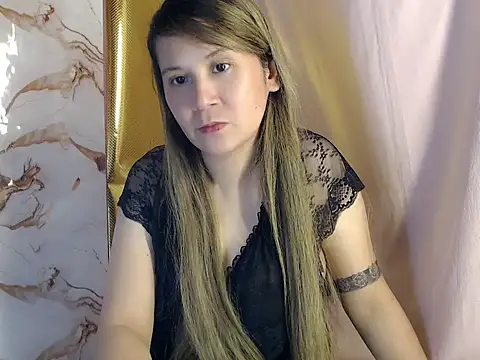 Cafe Lolla143 online show from May 2026 01:33:01 AM