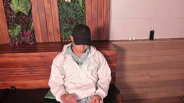 angel silva  online show from May 2026 12:10:01 PM