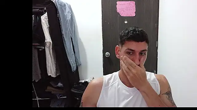 Snapshot of RaulRico chatting on July 2026 03:27:02 PM RaulRico online show from July 2026 03:27:02 PM