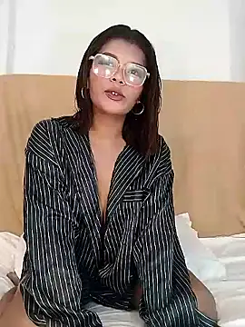 charlene pretty online show from June 2026 05:09:01 AM
