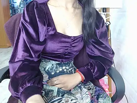 Snapshot of Annu_07 chatting on June 2026 04:39:01 AM Annu 07 online show from June 2026 04:39:01 AM