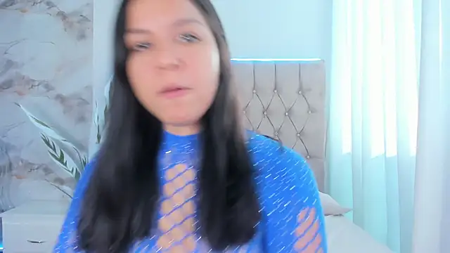 Snapshot of Clara4w chatting on May 2026 12:00:02 PM Clara4w online show from May 2026 12:00:02 PM