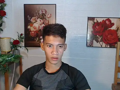 Snapshot of shawn_cole chatting on July 2026 12:33:01 PM shawn cole online show from July 2026 12:33:01 PM
