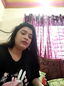 Snapshot of Joya-02 chatting on May 2026 09:25:02 AM Joya-02 online show from May 2026 09:25:02 AM