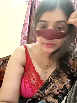 Snapshot of Joya-02 chatting on May 2026 09:31:01 PM Joya-02 online show from May 2026 09:31:01 PM
