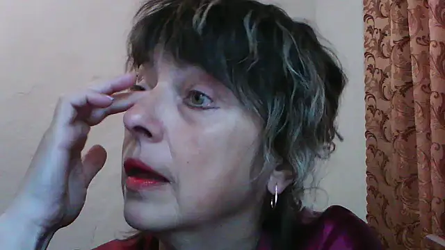 Snapshot of ElizabethGorden chatting on May 2026 03:13:01 AM ElizabethGorden online show from May 2026 03:13:01 AM