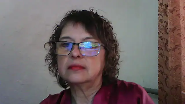 Snapshot of ElizabethGorden chatting on May 2026 04:10:01 AM ElizabethGorden online show from May 2026 04:10:01 AM