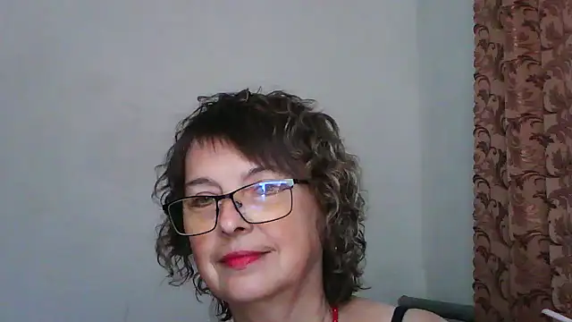 Snapshot of ElizabethGorden chatting on June 2026 10:47:01 AM ElizabethGorden online show from June 2026 10:47:01 AM