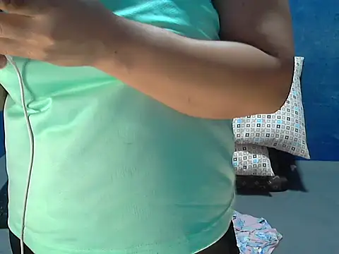 hotchilimom online show from March 2026 04:27:01 AM