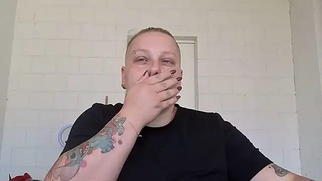 Lady Peggi online show from June 2026 10:36:01 AM