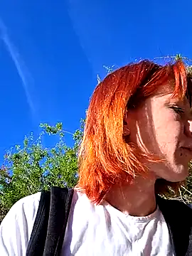 PoppyBoop online show from May 2026 06:18:01 AM