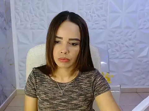 Snapshot of naomis_36 chatting on July 2026 02:15:01 PM naomis 36 online show from July 2026 02:15:01 PM