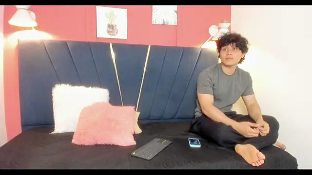 Snapshot of latin_beast4 chatting on June 2026 08:41:01 PM latin beast4 online show from June 2026 08:41:01 PM