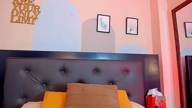 Snapshot of Boy_Mathew chatting on June 2026 11:25:02 AM Boy Mathew online show from June 2026 11:25:02 AM