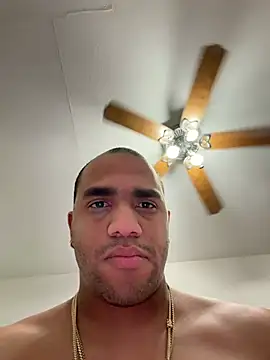 Snapshot of Carr97 chatting on July 2026 09:39:01 PM Carr97 online show from July 2026 09:39:01 PM