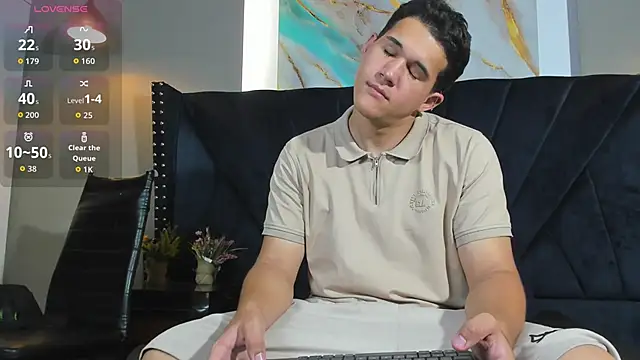 Snapshot of jacob_schneider chatting on May 2026 07:52:02 PM jacob schneider online show from May 2026 07:52:02 PM