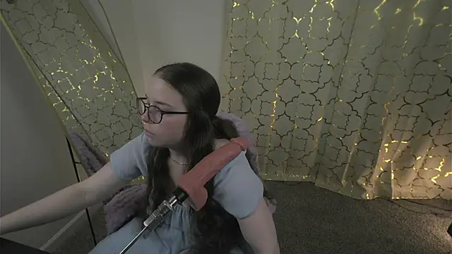 itsmilavoss online show from June 2026 11:57:01 PM