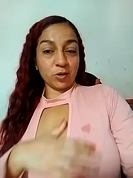 Snapshot of Tumilf chatting on May 2026 05:20:02 PM Tumilf online show from May 2026 05:20:02 PM