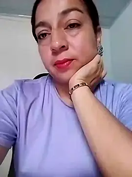 Snapshot of Tumilf chatting on May 2026 01:28:02 PM Tumilf online show from May 2026 01:28:02 PM