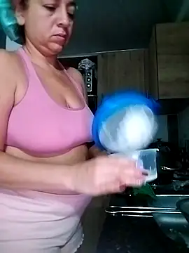 Snapshot of Tumilf chatting on June 2026 10:27:02 AM Tumilf online show from June 2026 10:27:02 AM