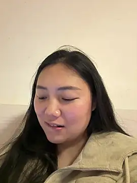 yanling668 online show from May 2026 02:45:01 PM