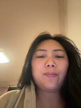 yanling668 online show from May 2026 04:48:02 PM