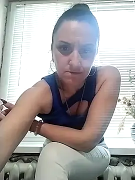 Snapshot of MillaMia45 chatting on May 2026 03:17:01 PM MillaMia45 online show from May 2026 03:17:01 PM