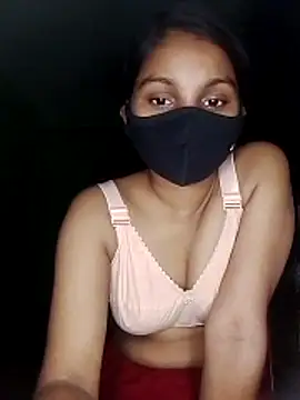 Snapshot of Eshu--ya chatting on May 2026 06:03:01 PM Eshu--ya online show from May 2026 06:03:01 PM