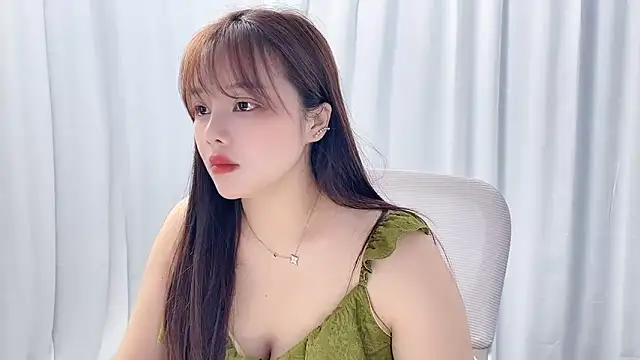 Snapshot of Qingqing19 chatting on May 2026 02:25:01 PM Qingqing19 online show from May 2026 02:25:01 PM