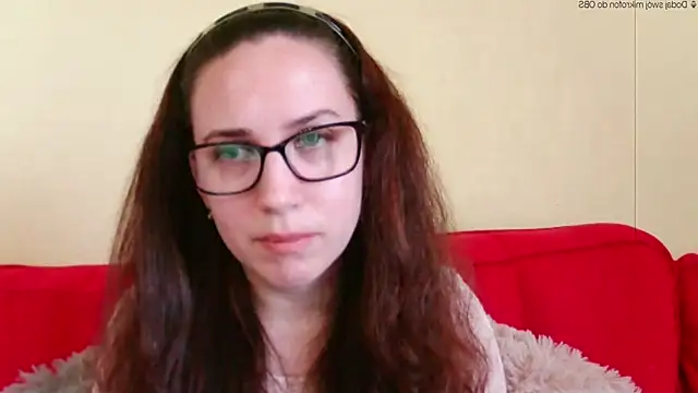 Snapshot of EmilyHotAngel chatting on May 2026 04:24:01 PM EmilyHotAngel online show from May 2026 04:24:01 PM