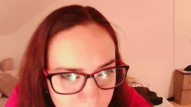 Snapshot of EmilyHotAngel chatting on July 2026 12:31:01 PM EmilyHotAngel online show from July 2026 12:31:01 PM