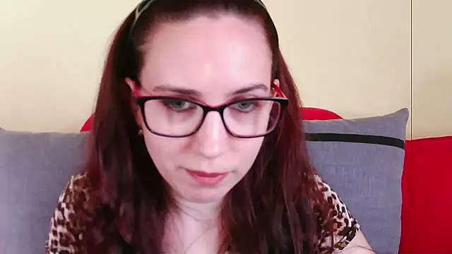 Snapshot of EmilyHotAngel chatting on July 2026 02:20:01 PM EmilyHotAngel online show from July 2026 02:20:01 PM