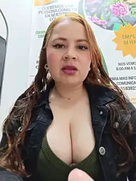Snapshot of VANESSA__28 chatting on July 2026 04:07:02 PM VANESSA 28 online show from July 2026 04:07:02 PM