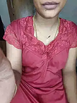 Snapshot of Tamil__Thara003 chatting on June 2026 06:05:02 AM Tamil Thara003 online show from June 2026 06:05:02 AM