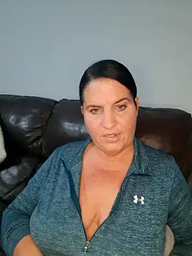 Velvet-Milf online show from May 2026 05:38:01 AM