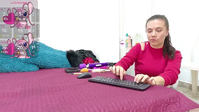 Snapshot of Katia_Rose23 chatting on June 2026 07:30:02 PM Katia Rose23 online show from June 2026 07:30:02 PM