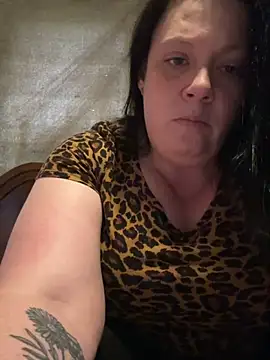 Snapshot of blueeyez1987 chatting on May 2026 05:23:02 PM blueeyez1987 online show from May 2026 05:23:02 PM