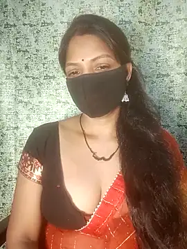 Juli 80 online show from June 2026 11:55:01 AM