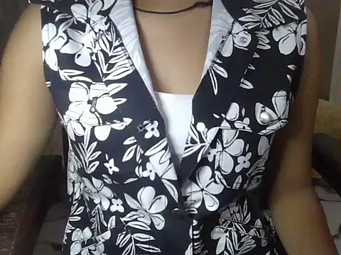 Maanvi Gill online show from May 2026 04:59:01 PM